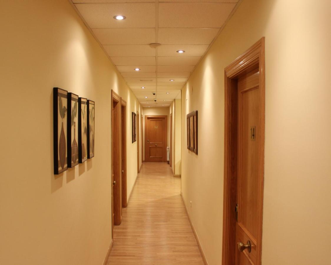 Hostal San Isidro Autol Екстер'єр фото