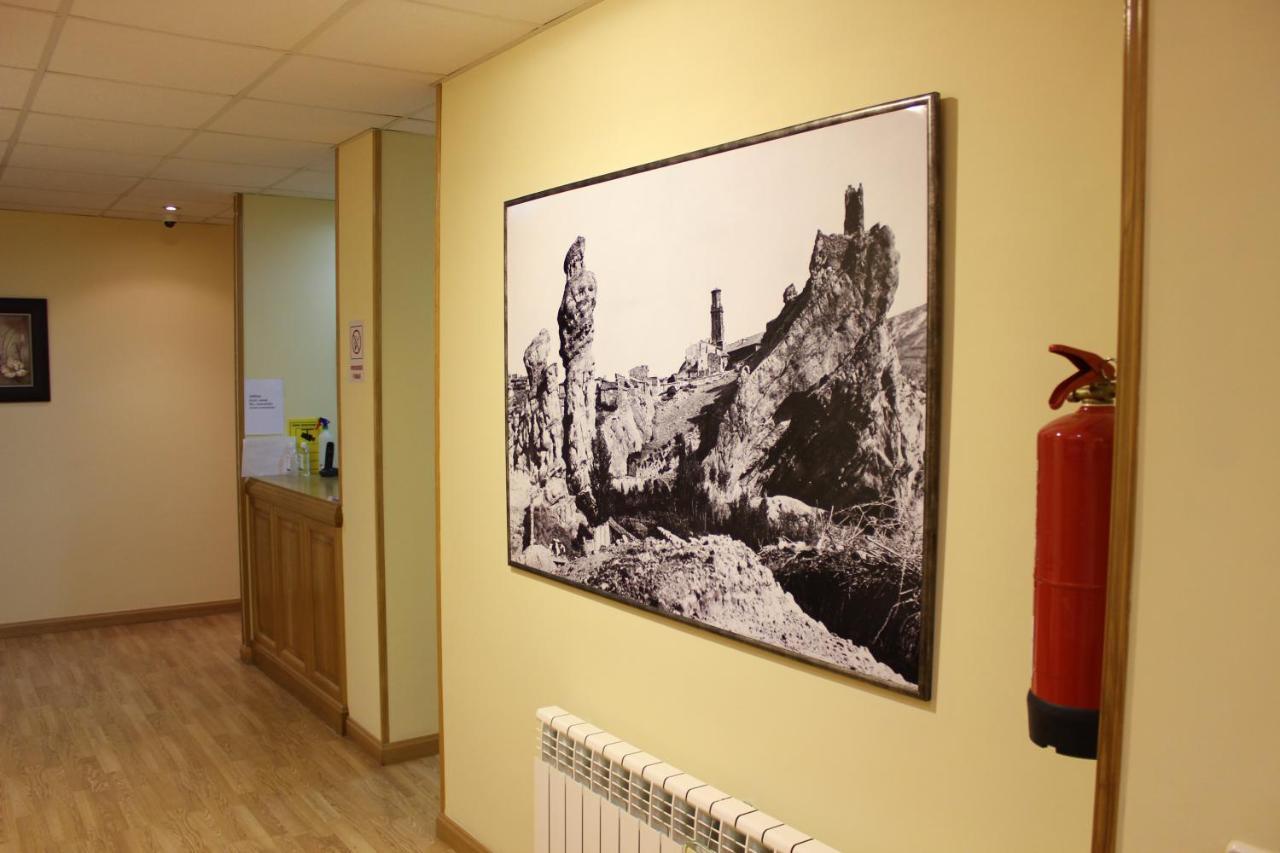 Hostal San Isidro Autol Екстер'єр фото